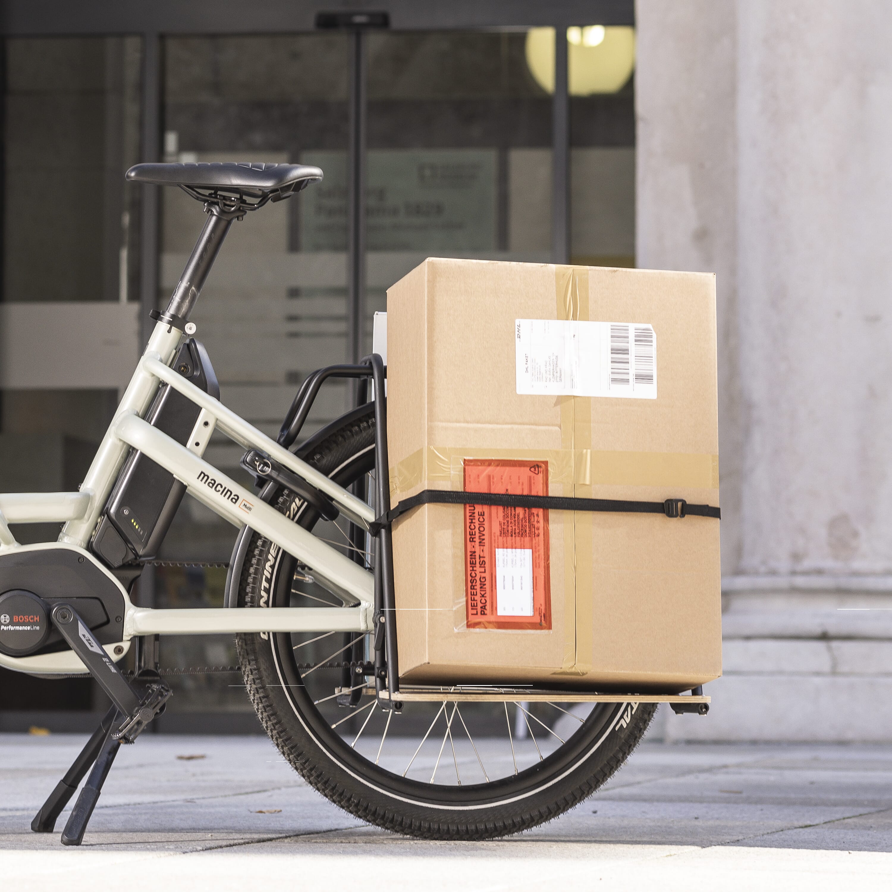 KTM Macina Multi heavy duty luggage rack with pack